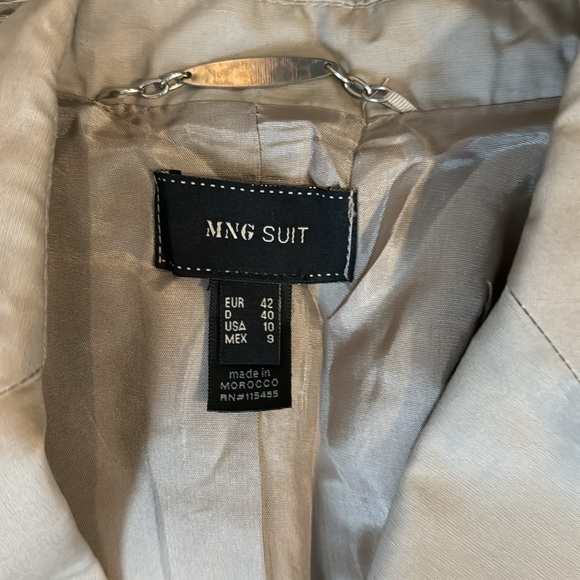 Mango Suit - Picture 2 of 5